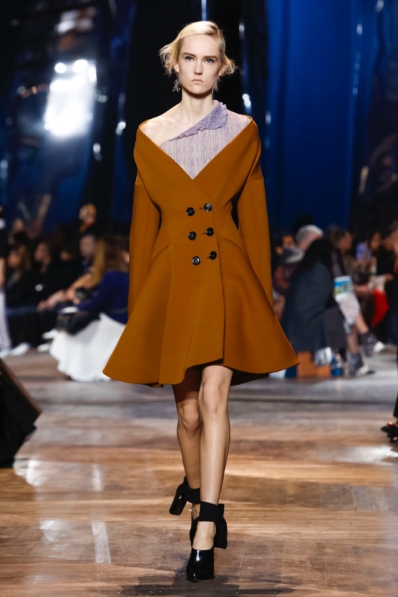 Dior-Spring-2016-Haute-Couture37